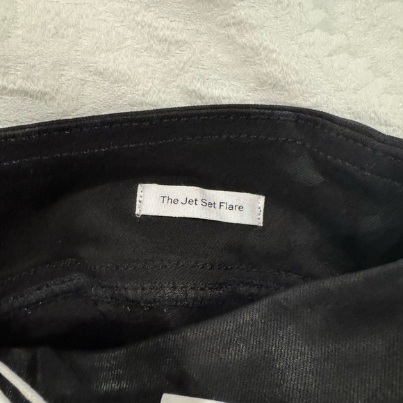 Frame - Jet Set Flare in Noir Coated jeans - Picture 7 of 8